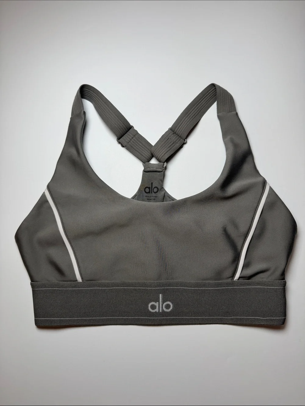 ALO Yoga Gray Racerback Sports Bra with Contrast Piping